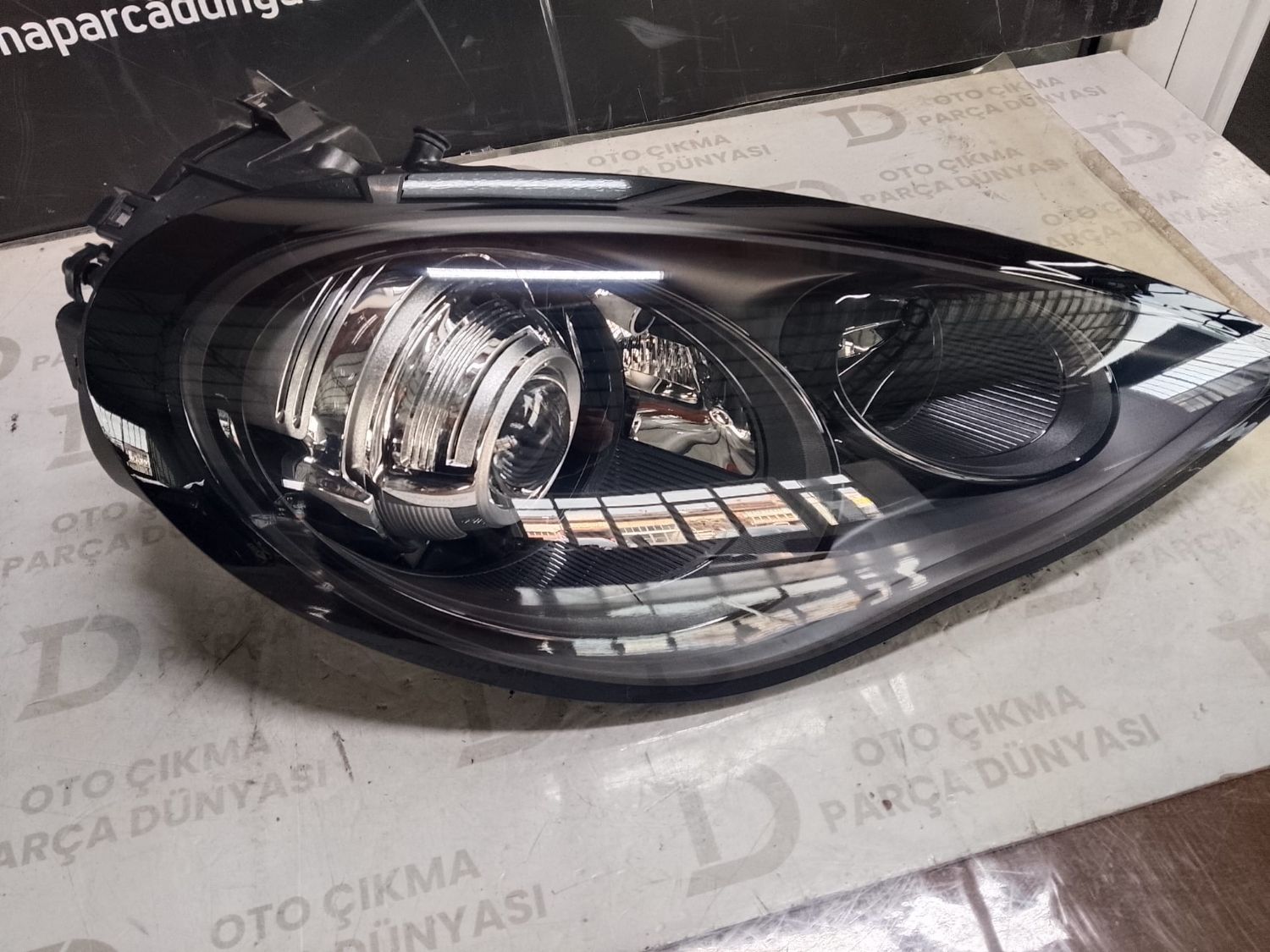 PORSCHE PANAMERA SOL �N FAR 2010-2014
